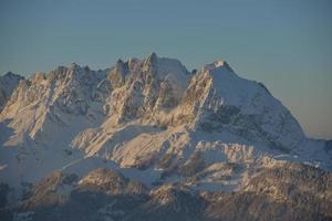 paisaje de montaña de invierno foto