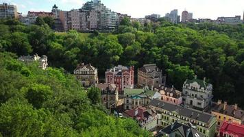 Luftaufnahme von Wohnstraßen in der russischen Stadt video