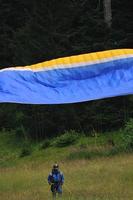 vista deportiva de parapente foto