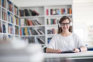 Student studying in library photo