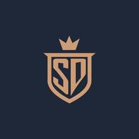 logotipo inicial del monograma sd con estilo de escudo y corona vector