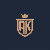 logotipo inicial del monograma ak con estilo de escudo y corona vector