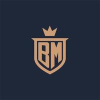 logotipo inicial del monograma bm con estilo de escudo y corona vector