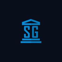 monograma del logotipo inicial de sg con vector de diseño de icono de edificio de juzgado simple