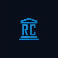 monograma de logotipo inicial rc con vector de diseño de icono de edificio de juzgado simple