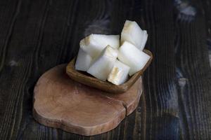 delicioso melón maduro durante la cocción del postre foto