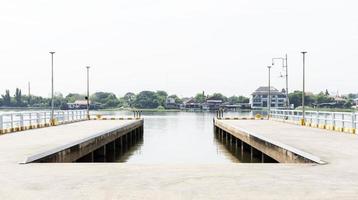 vista del paisaje del muelle privado foto