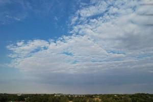 hermosas nubes de invierno 2022 foto