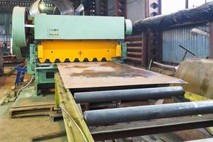 shear machine for metal sheets photo