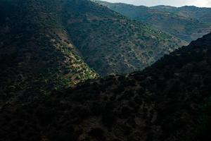 hermosa foto de paisaje de la isla de creta, grecia. naturaleza de verano de creta. chill turismo desde el mar mediterraneo