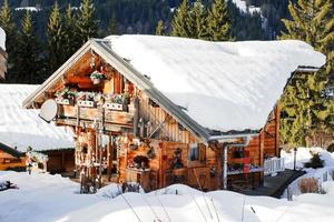 Village les obtiene en la región de Portes du Soleil, Francia foto