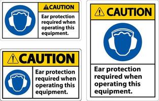 Precaución requiere protección para los oídos firmar sobre fondo blanco. vector