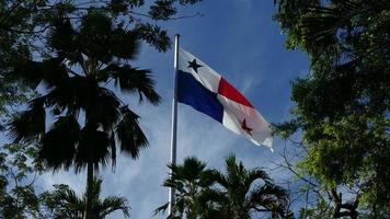 bandera panama en cerro ancon foto