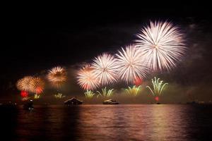 fuegos artificiales en estambul foto