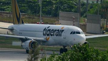 PHUKET, THAILAND NOVEMBER 26, 2016 - TigerAir Airbus A320 9V TAE runway turn before departure from Phuket airport. video