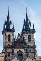 praga, república checa, 2014. iglesia de nuestra señora antes de tyn en praga foto