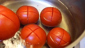 tomates bouillies, cuisine maison video