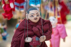 marioneta de myanmar uno de los recuerdos tradicionales famosos en myanmar. foto