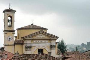 Bérgamo, Lombardía, Italia, 2014. La iglesia de santa grata inter vites en Bérgamo foto