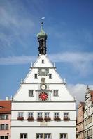 rothenburg, alemania, 2014. antigua torre del reloj en rothenburg foto