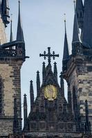 praga, república checa, 2014. iglesia de nuestra señora antes de tyn en praga foto