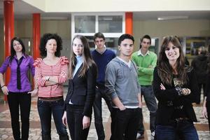 croacia, 2022 - vista de grupo de estudiantes foto