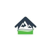 plantilla de logotipo de stock de casa y montaña. vector