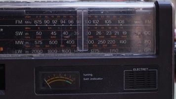 antiguo canal de radio retro vintage sintonización fina video