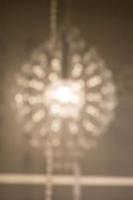 textura, patrón, fondo. araña de cristal claro con enfoque borroso foto