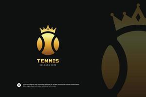 logotipo dorado del rey del tenis, vector de identidad del equipo deportivo de lujo. plantilla de torneo de tenis