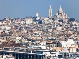 colina de montmartre en parís foto