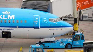 AMSTERDAM, THE NETHERLANDS JULY 29, 2017 - KLM Royal Dutch Airlines Boeing 737 before departure, Shiphol Airport, Amsterdam, Holland video