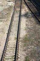 ferrocarriles en un día soleado foto