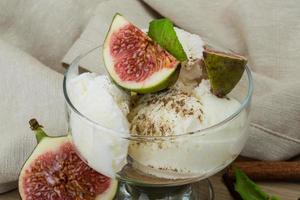 Ice cream with fig photo