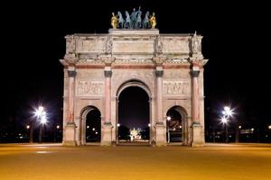 el arco de triunfo del carrusel en paris foto