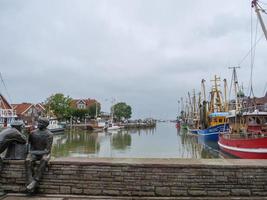 el puerto de neuharlingersiel foto