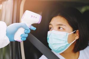 Take your temperature before driving to prevent coronavirus photo