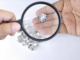gemas verificación de gemas diamantes pulidos diamantes en quilates comercio y comercio clasificación de diamantes gemas sueltas foto
