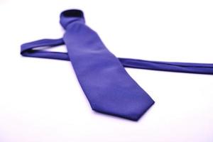 corbata en blanco foto