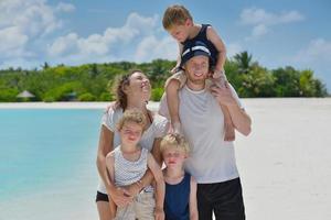 familia feliz de vacaciones foto