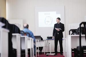 hombre de negocios en seminario foto