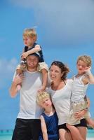 familia feliz de vacaciones foto