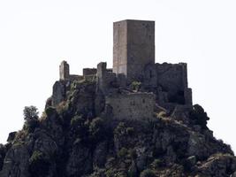 burgos acantilado castillo cerdeña italia foto