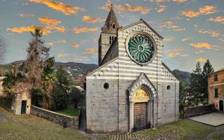 basílica de la iglesia fieschi en lavagna foto