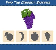 encuentra las sombras correctas de la uva morada de dibujos animados. juego de búsqueda y emparejamiento. juego educativo para niños y niños pequeños en edad preescolar vector