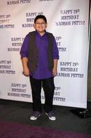 los angeles, 31 de julio - rico rodriguez llegando a la fiesta de cumpleaños número 13 de madison pettis en eden el 31 de julio de 2011 en los angeles, ca foto