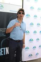 los angeles, 10 de noviembre - ray romano en el tercer clásico anual de golf de celebridades en beneficio de la fundación de investigación del melanoma en el club de golf junto al lago el 10 de noviembre de 2014 en burbank, ca foto