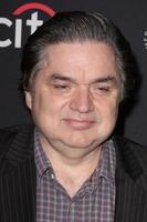 los angeles, 19 de marzo - oliver platt en el paleyfest 2016, dick wolf salute en el dolby theater el 19 de marzo de 2016 en los angeles, ca foto