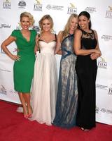 avalon, 26 de septiembre - nicky whelan, cassi thomson, georgina rawlings, jordin chispas a la izquierda detrás de la proyección en el festival de cine catalina en el casino el 26 de septiembre de 2014 en avalon, isla catalina, ca foto