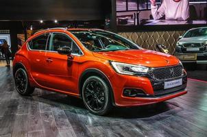 frankfurt - sept 2015 citroen ds 4 crossback presentado en iaa i foto